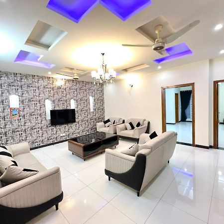 Luxury Apartment Rentals Islamabad Esterno foto