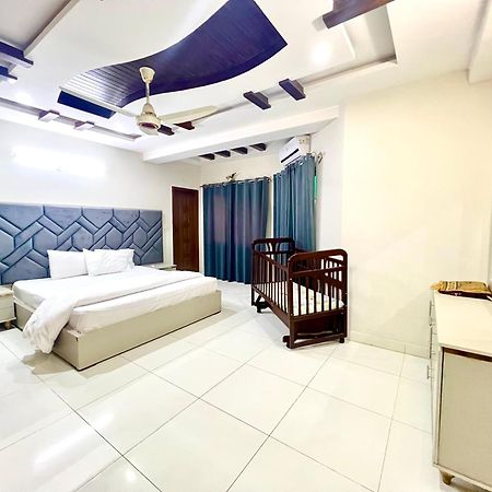 Luxury Apartment Rentals Islamabad Esterno foto