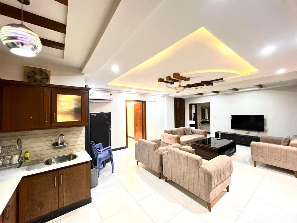 Luxury Apartment Rentals Islamabad Esterno foto