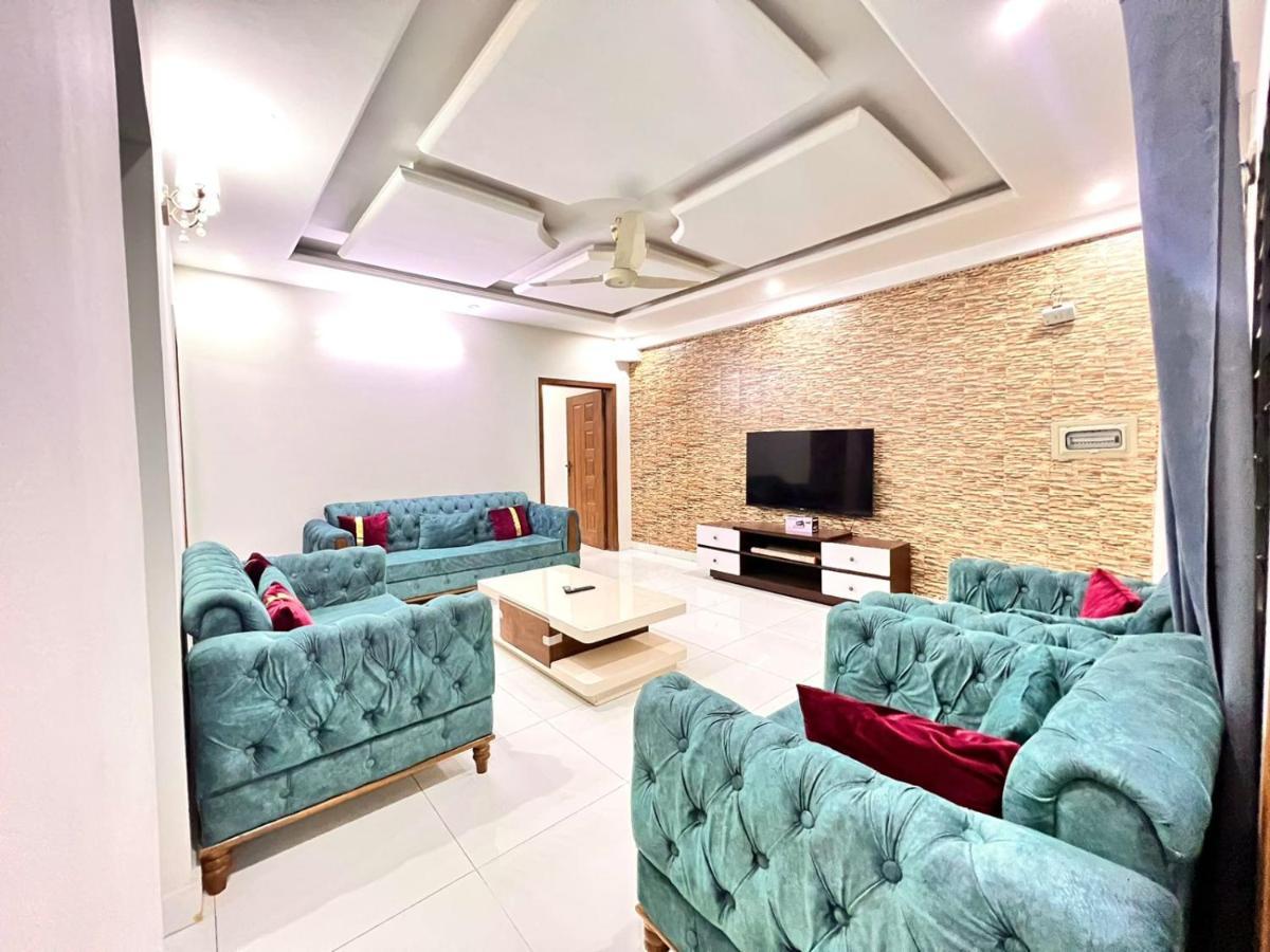 Luxury Apartment Rentals Islamabad Esterno foto