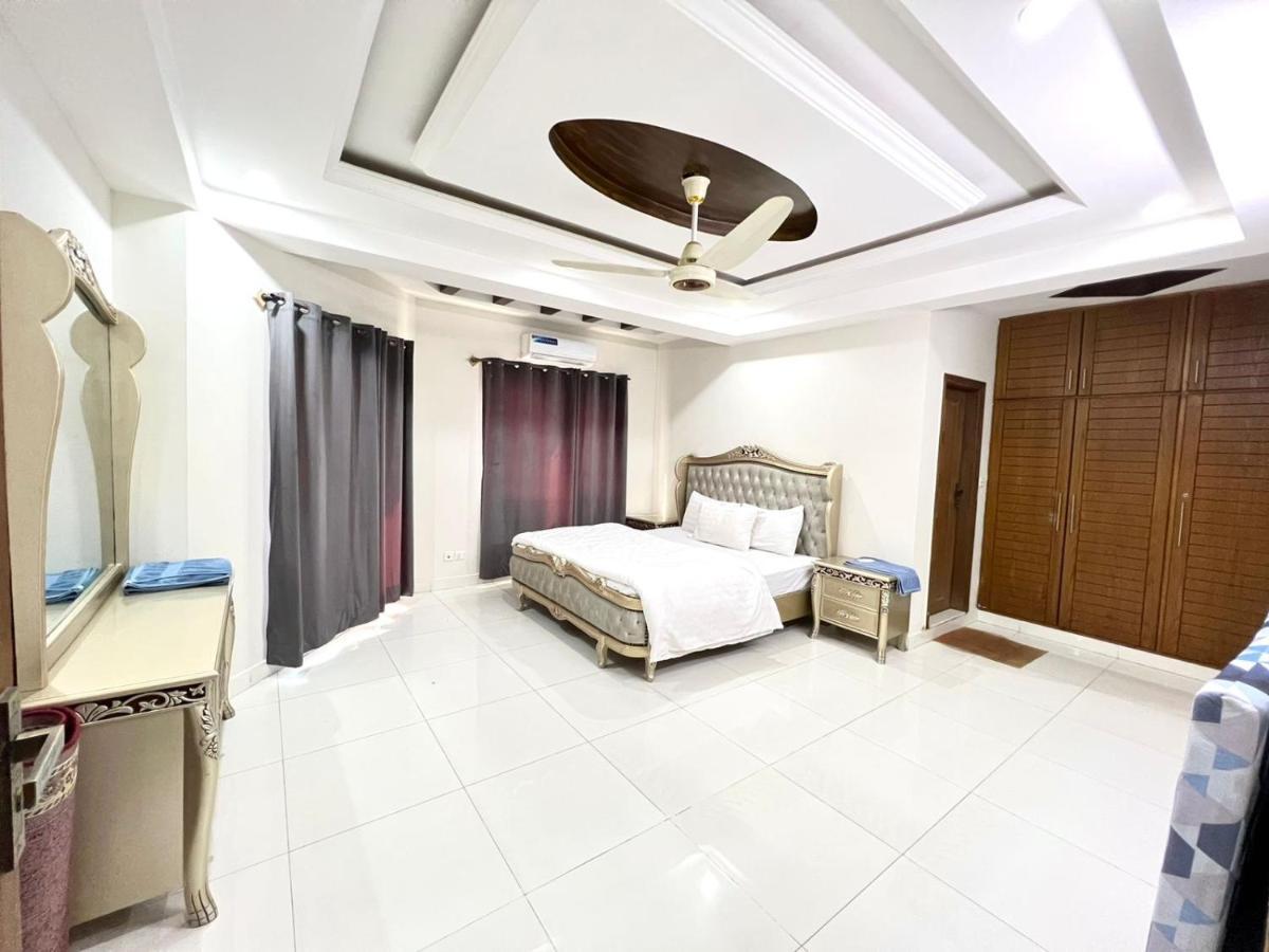 Luxury Apartment Rentals Islamabad Esterno foto