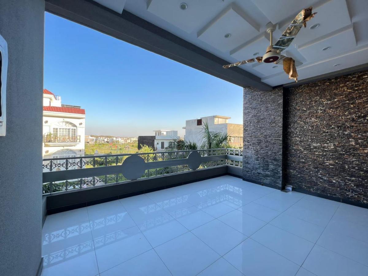 Luxury Apartment Rentals Islamabad Esterno foto