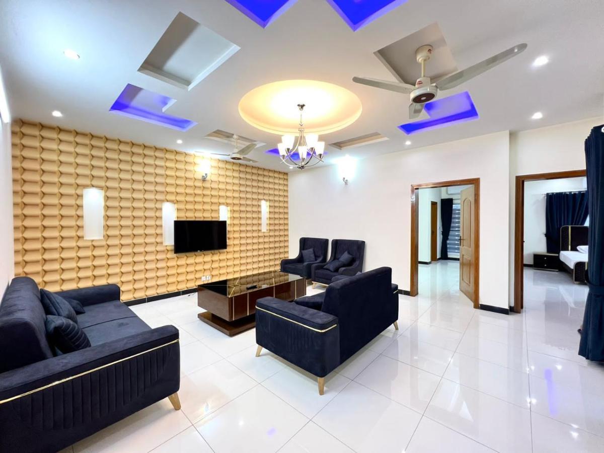 Luxury Apartment Rentals Islamabad Esterno foto