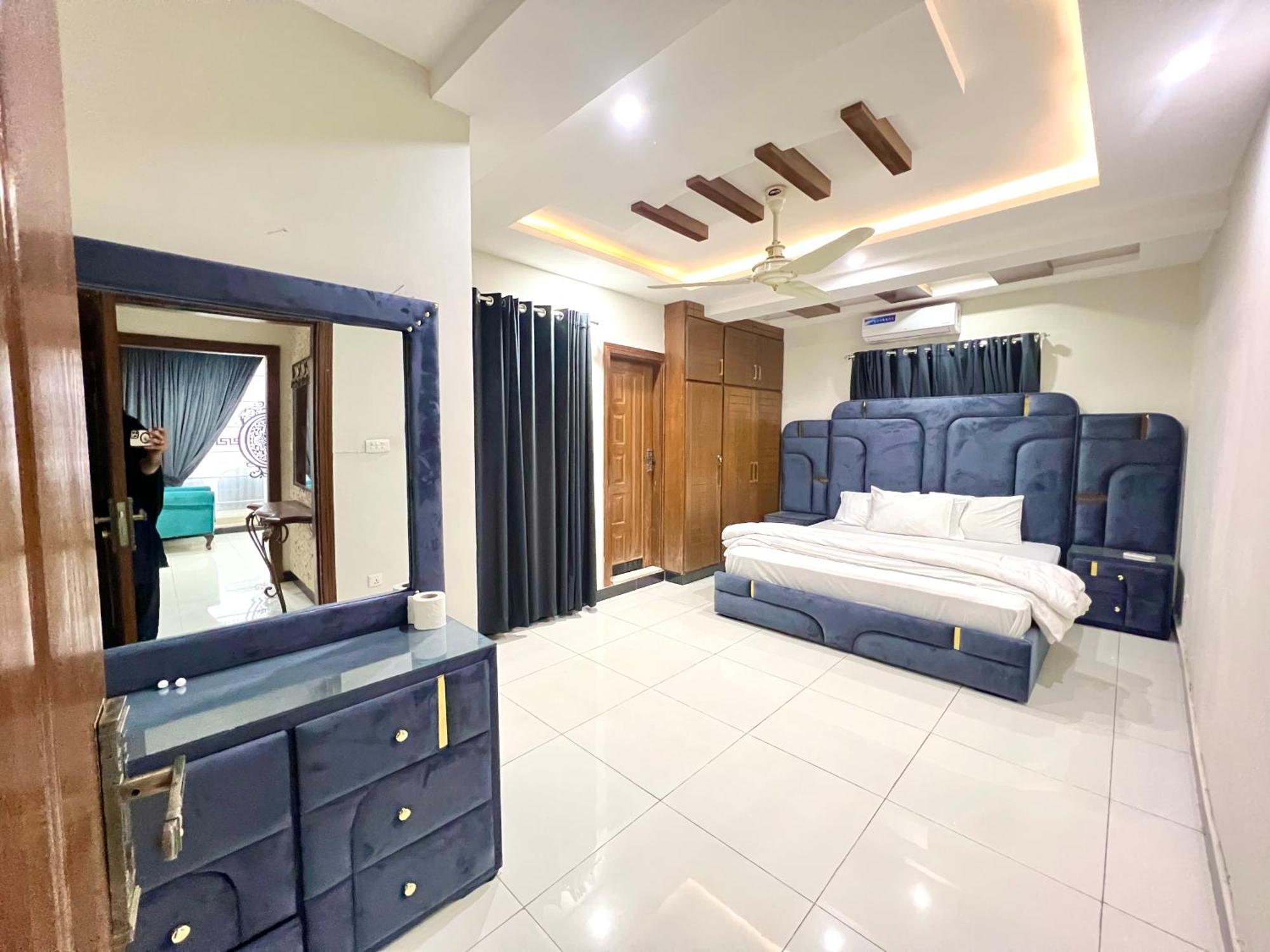 Luxury Apartment Rentals Islamabad Esterno foto