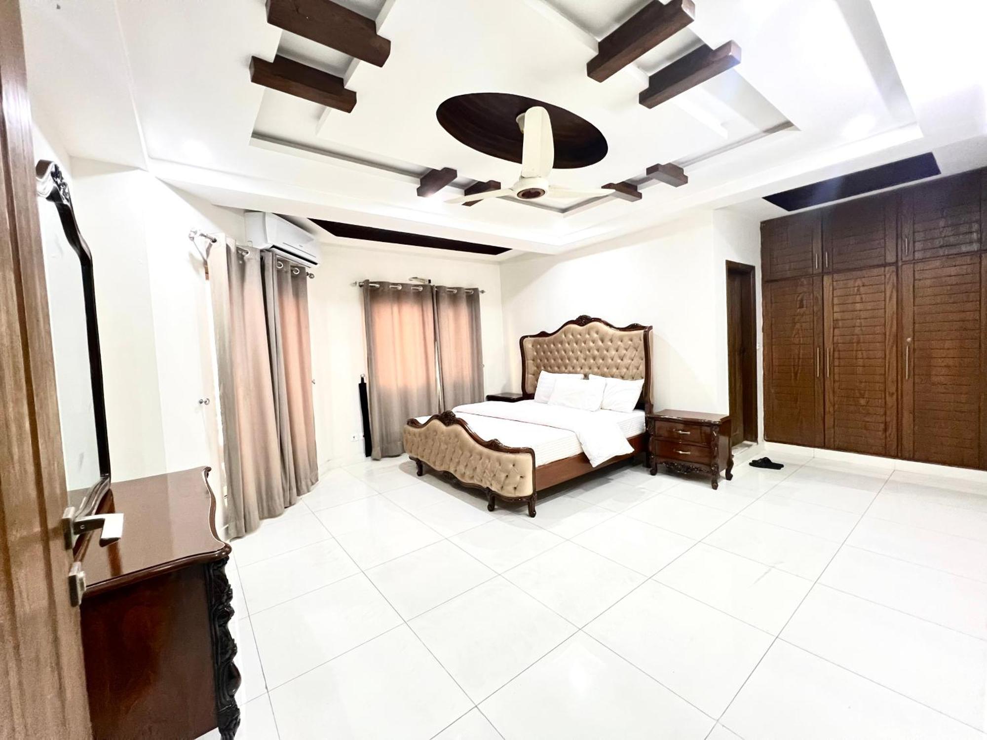 Luxury Apartment Rentals Islamabad Esterno foto